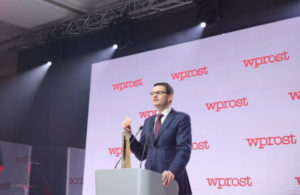 Premier Morawiecki wynajem ekranów led